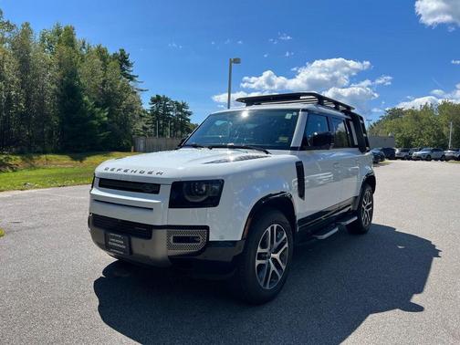 2023 Land Rover Defender 110 X-Dynamic SE