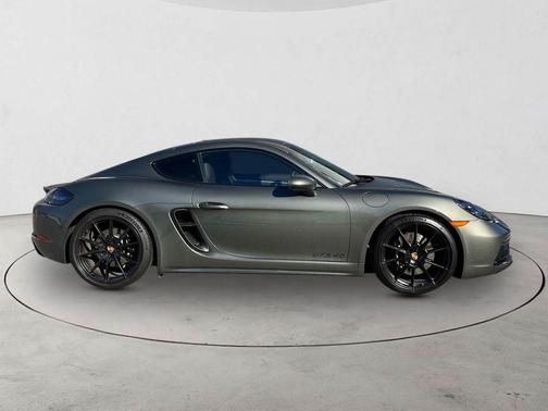 2023 Porsche 718 Cayman GTS 4.0