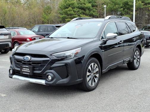 Crystal Black Silica 2023 Subaru Outback Touring XT