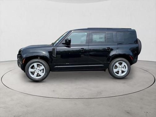 2025 Land Rover Defender 110 P400 X-Dynamic SE
