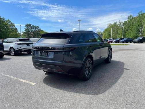 2026 Land Rover Range Rover Velar P250 SE R-Dynamic