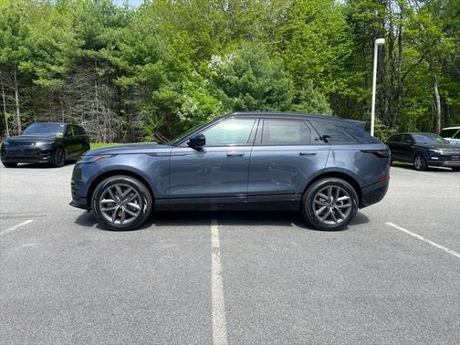 2026 Land Rover Range Rover Velar P250 SE R-Dynamic