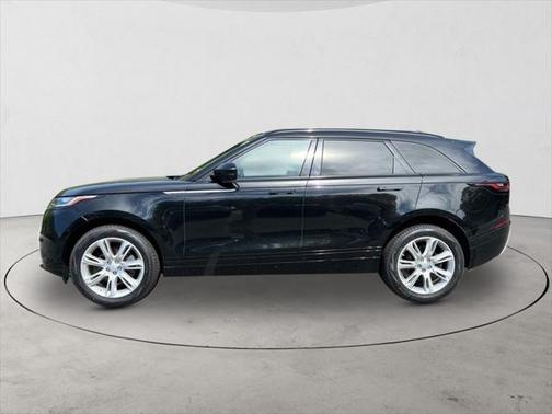 2026 Land Rover Range Rover Velar P250 SE R-Dynamic