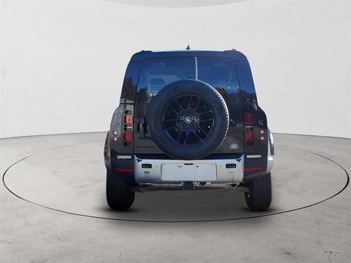 2023 Land Rover Defender 90 S