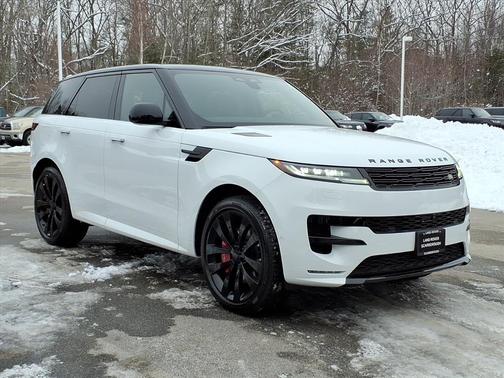 2026 Land Rover Range Rover Sport SE