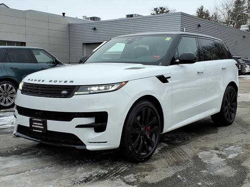2026 Land Rover Range Rover Sport SE