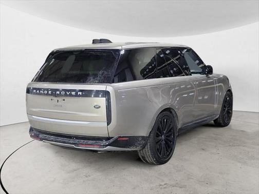 2023 Land Rover Range Rover First Edition