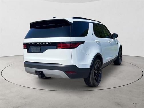 2025 Land Rover Discovery P300 S