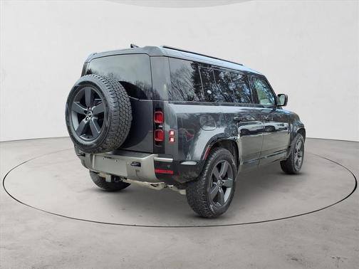 Carpathian Grey Premium Metallic 2024 Land Rover Defender 110 P400 X-Dynamic SE