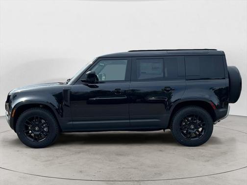 2025 Land Rover Defender 110 P300
