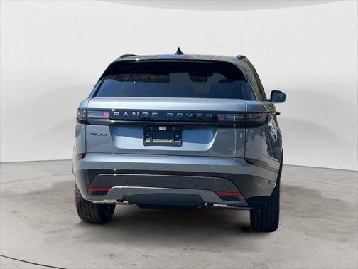 2026 Land Rover Range Rover Velar P250 SE R-Dynamic