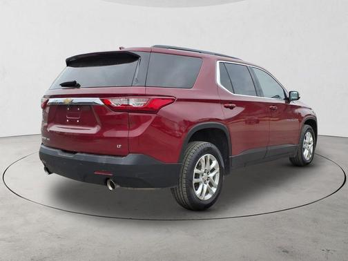 Cajun Red Tintcoat 2019 Chevrolet Traverse LT Cloth