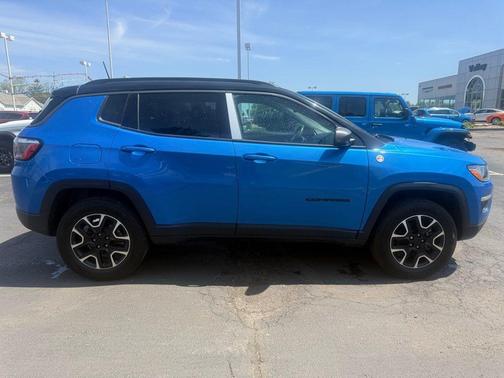 Laser Blue Pearlcoat 2021 Jeep Compass Trailhawk