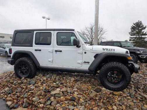 Bright White Clearcoat 2026 Jeep Wrangler Willys