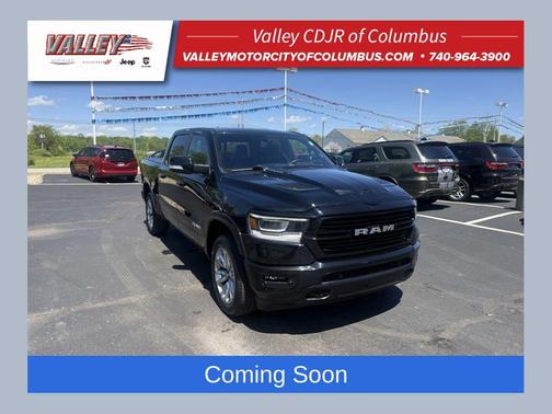 Diamond Black Crystal Pearlcoat 2019 RAM 1500 Laramie