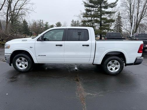 Bright White Clearcoat 2026 RAM 1500 Big Horn/Lone Star
