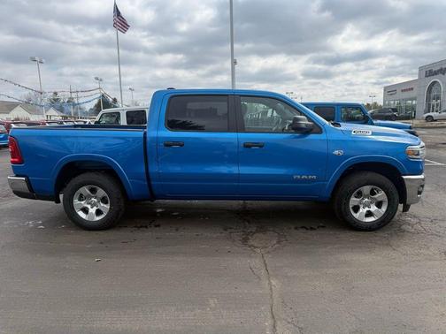 Hydro Blue Pearlcoat 2026 RAM 1500 Big Horn/Lone Star