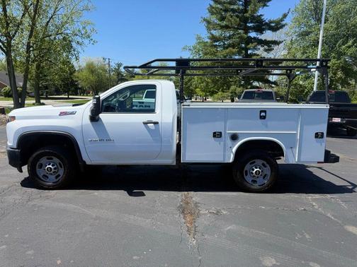 Summit White 2021 Chevrolet Silverado 2500 WT