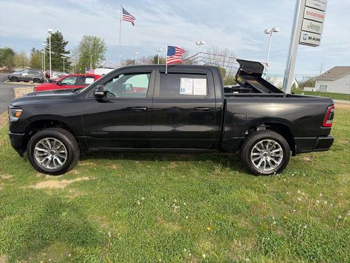 Diamond Black Crystal Pearlcoat 2019 RAM 1500 Rebel