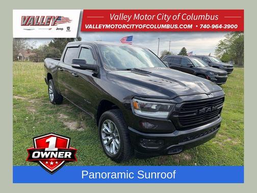 Diamond Black Crystal Pearlcoat 2019 RAM 1500 Rebel