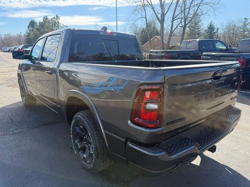Granite Crystal Metallic Clearcoat 2026 RAM 1500 Big Horn/Lone Star