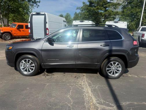 Granite Crystal Metallic Clearcoat 2022 Jeep Cherokee Latitude Lux