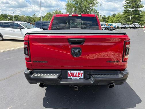 Redline 2 Coat Pearl 2022 RAM 1500 Big Horn/Lone Star
