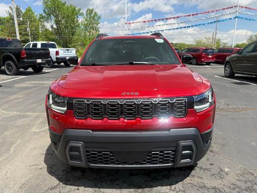 Red Hot Pearlcoat 2026 Jeep Cherokee Limited