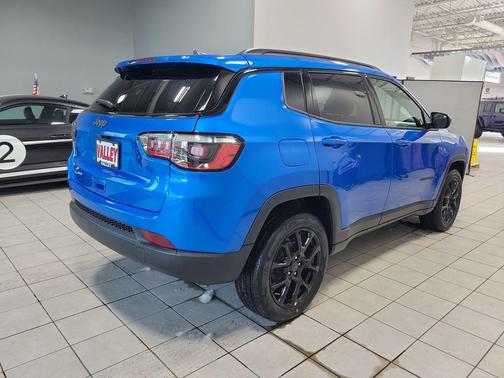 Hydro Blue Pearlcoat 2026 Jeep Compass Latitude