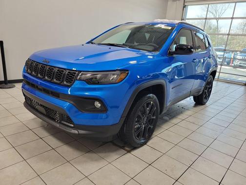 Hydro Blue Pearlcoat 2026 Jeep Compass Latitude
