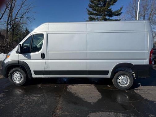 Bright Silver Metallic Clearcoat 2026 RAM ProMaster 2500 Tradesman