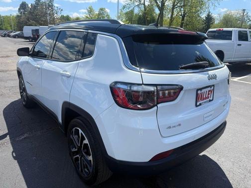 Bright White Clearcoat 2022 Jeep Compass Limited