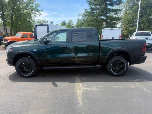 Serrano Green Metallic 2026 RAM 1500 Rebel