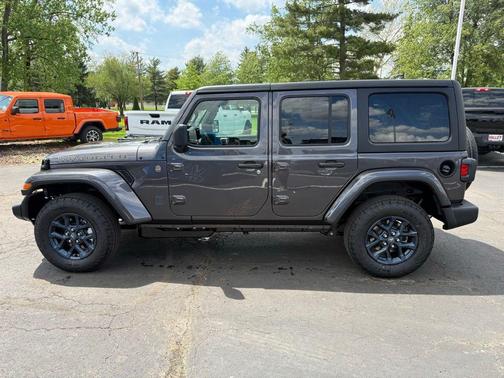Granite Crystal Metallic Clearcoat 2026 Jeep Wrangler 85th Anniversary