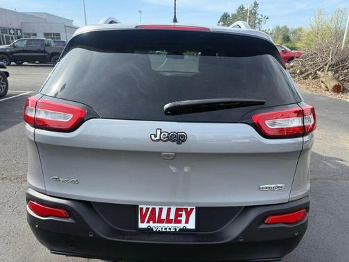 Billet Silver Metallic Clearcoat 2015 Jeep Cherokee Latitude