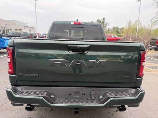 Serrano Green Metallic 2026 RAM 1500 Big Horn/Lone Star
