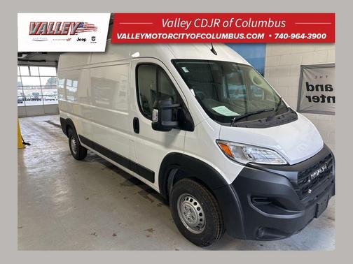 Bright White Clearcoat 2024 RAM ProMaster 2500 Tradesman