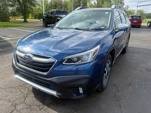 Abyss Blue Pearl 2022 Subaru Outback Touring