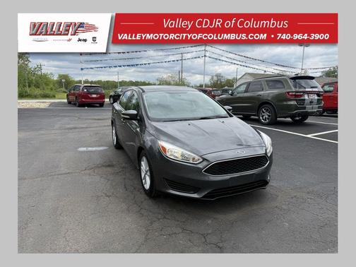 Magnetic 2017 Ford Focus SE