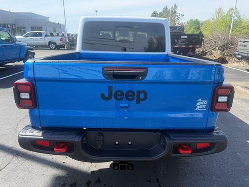 Hydro Blue Pearlcoat 2026 Jeep Gladiator Rubicon