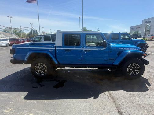Hydro Blue Pearlcoat 2026 Jeep Gladiator Rubicon