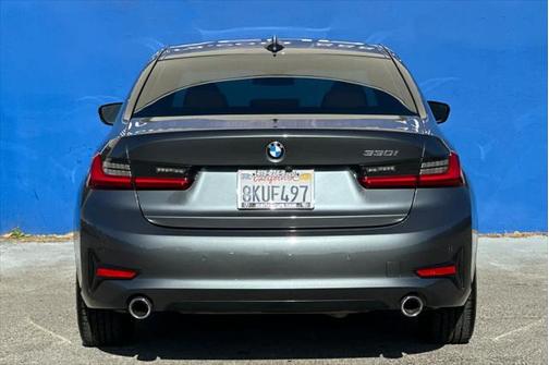 2022 BMW 330 330i