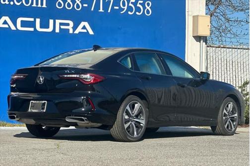 2025 Acura TLX Technology