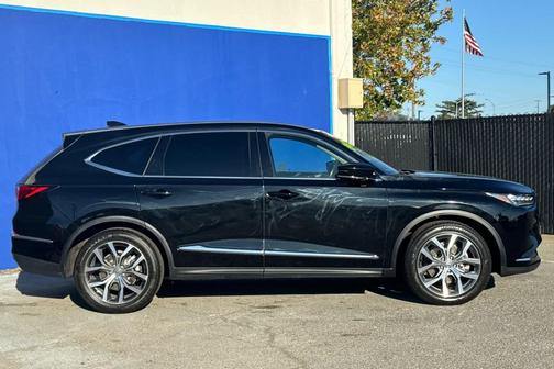 2023 Acura MDX w/Technology Package