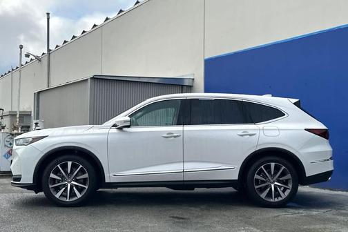 2025 Acura MDX w/Technology Package