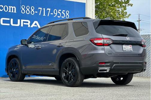 2025 Honda Pilot Black Edition