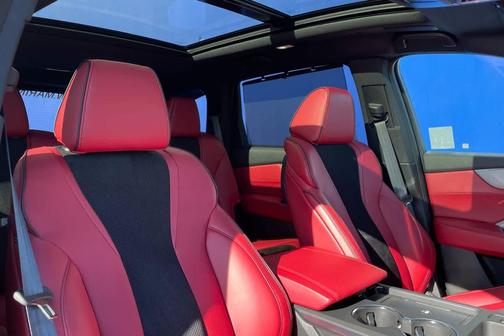 2025 Acura MDX w/A-Spec Package