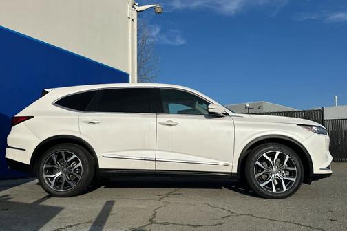 2023 Acura MDX 