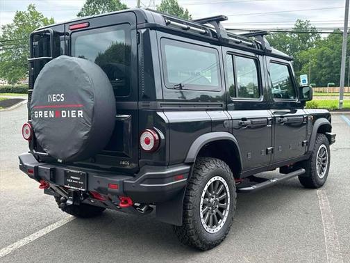 2025 INEOS Grenadier Fieldmaster