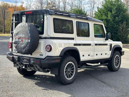 2025 INEOS Grenadier Fieldmaster